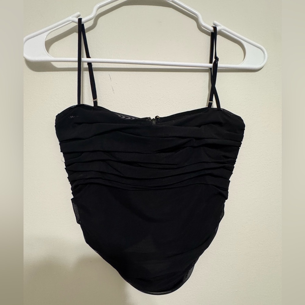 Aritzia Babaton Ten Luxor Top